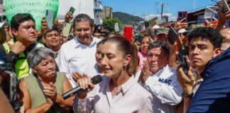 Sheinbaum recorre La Ceiba y anuncia censo para damnificados