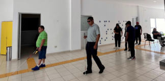 SEDIF ofrece terapias a personas con ceguera y debilidad visual