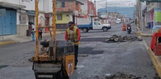 Puebla mantiene bacheo 24/7 en vialidades este viernes