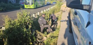 Hallan sin vida a motociclista a un costado de la México-Puebla