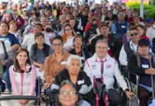 Pepe Chedraui y MariElise Budib entregan 122 aparatos a personas con discapacidad