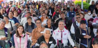 Pepe Chedraui y MariElise Budib entregan 122 aparatos a personas con discapacidad