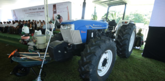 Entregan apoyos para el campo en microrregión de Acatlán de Osorio