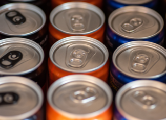 Morena busca prohibir venta de bebidas energéticas a menores en Puebla