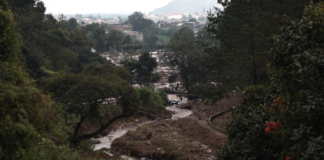 Suman 15 muertos por lluvias en Sierra Norte tras rescate de desaparecidos