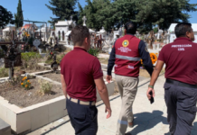 Gobierno de Puebla mantiene operativos en panteones por Día de Muertos