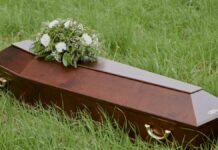 Descubren que mujer seguía con vida antes de cremación en Tailandia