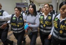 Perú emite orden de aprehensión contra Betssy Chávez