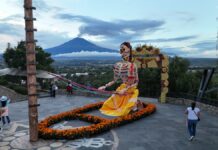 Atlixco rinde homenaje a mujeres artesanas con catrina