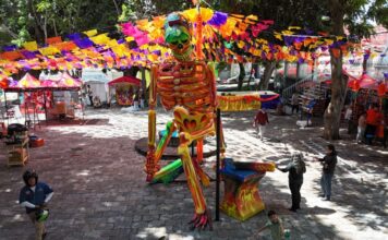 Atlixco fusiona tradición del metal con arte del grafiti con “El Herrero”