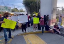 Campesinos bloquean accesos del SAT en la Recta a Cholula