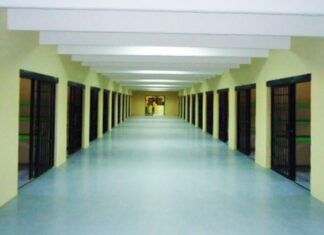 Mueren 10 personas de tuberculosis en prisión de Ecuador