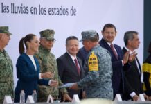 Sheinbaum reconoce a personal por labores de auxilio tras lluvias en cinco estados