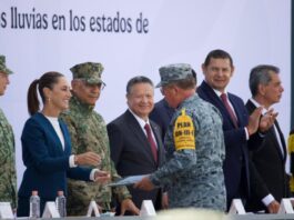 Sheinbaum reconoce a personal por labores de auxilio tras lluvias en cinco estados