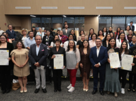 Congreso de Puebla entrega galardones de “Por las Mujeres de Puebla”