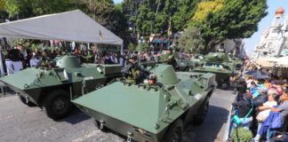 Sin incidentes en desfile cívico-militar de la Revolución en Puebla