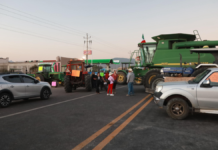 Campesinos y transportistas bloquearon 29 carreteras del país: SEGOB