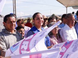 Lupita Cuautle mejora servicios básicos en calle de San Luis Tehuiloyocan