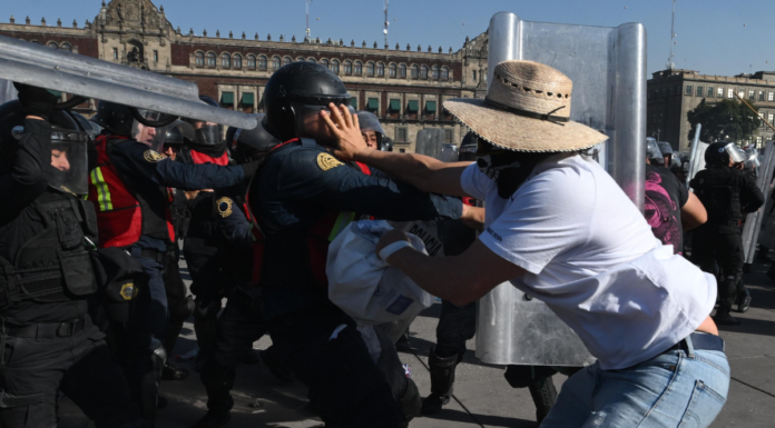 Procesan a 5 detenidos por violencia en marcha de la Generación Z