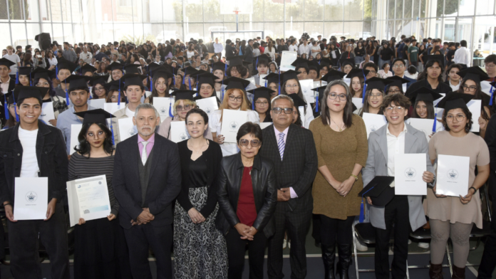 diplomas-certificados-Bachillerato-5-de-Mayo