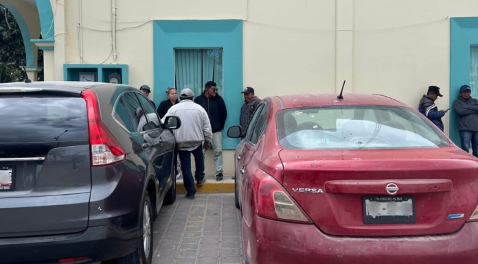 Habitantes de Cacaloapan detienen a presuntos ladrones