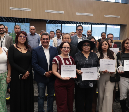 Congreso de Puebla reconoce la labor de mujeres migrantes