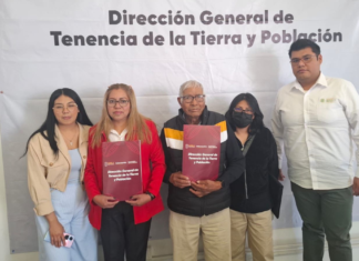 Ayuntamiento de Texmelucan entrega títulos de propiedad a familias