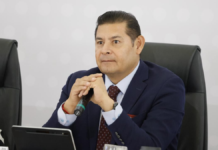 Gobierno de Puebla apoya renovación del transporte público