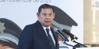 Anuncian construcción de viviendas para policías poblanos en 2026