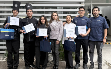 Estudiantes de Gastronomía BUAP ganan concurso ¡A chopear!
