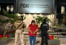 Adulta mayor es detenida intentando meter celulares a penal de Morelos