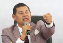 Armenta denuncia a “políticos” que se vuelven “empresarios” y saquean al pueblo