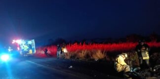 Choque entre motocicleta y remolque deja dos lesionados en Ciudad Serdán