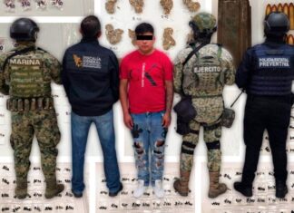 Caen dos por supuesto cobro de piso y venta de drogas en Mercado Morelos