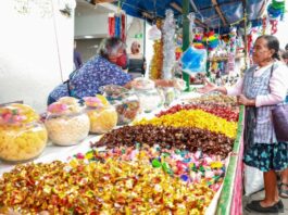 Ariadna Ayala refuerza llamado a consumir productos locales en Atlixco