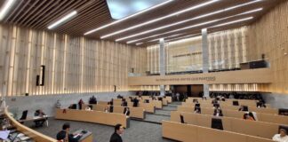 Impulsa iniciativa para asegurar continuidad escolar de embarazadas