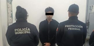 Detienen a joven cubano por presunto robo en tienda de Cuautlancingo