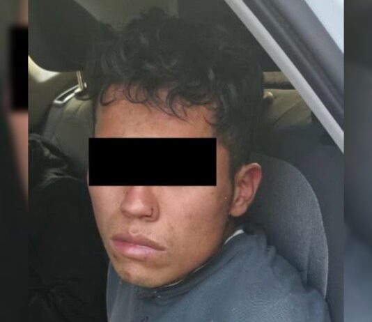 Detienen a hombre por robo a tienda de autoservicio en colonia Mayorazgo