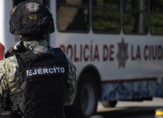 Félix Pallares encabeza operativo de seguridad en la Avenida Juárez