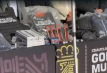 Entregan equipamiento antibalas y uniformes a policías en Cuautlancingo