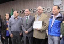 José Luis Figueroa reconoce a ciudadanos que contribuyeron a iniciativas