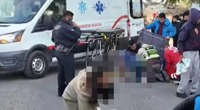 Dos estudiantes graves tras ser arrollados por camioneta en Coronango