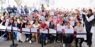 Con obra comunitaria, poblanos deciden prioridades: Armenta