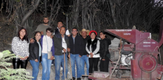 Pável Gaspar resalta importancia del mezcal desde Tepeojuma