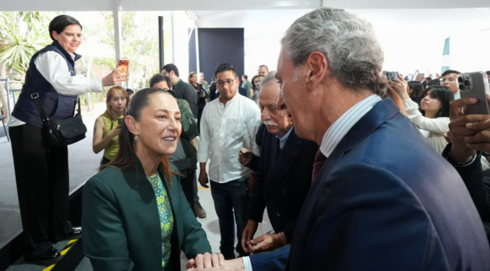 Pepe Chedraui acude a inauguración del Hospital “Carmen Serdán”
