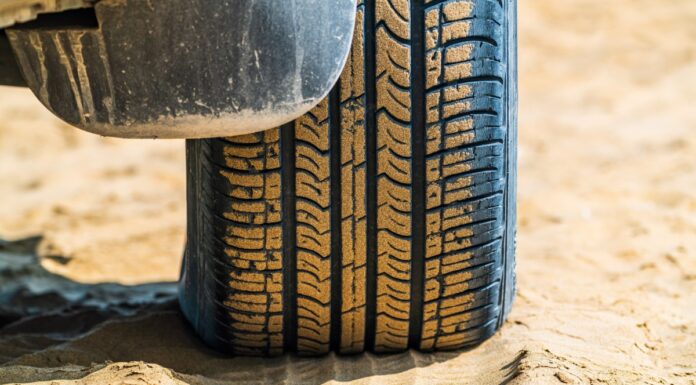 Choque en carrera de “carcachas” en Libres deja al menos tres heridos