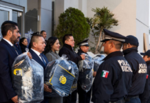 Lupita Cuautle entrega equipamiento a la SSPPC y Protección Civil