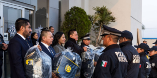 Lupita Cuautle entrega equipamiento a la SSPPC y Protección Civil