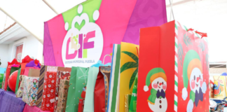 SMDIF Puebla entrega juguetes a niños y adolescentes con discapacidad