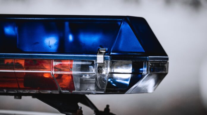 Abandonan cadáver de hombre frente a la casa de sus padres en Xicotlán